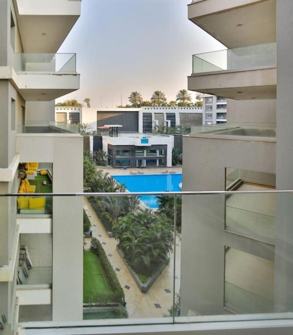 Parkside Boutique 3 Bbr Serviced - Ocean Blue - Near Airport *
