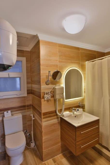 Parkside Boutique 3 Bbr Serviced - Ocean Blue - Near Airport Kairo